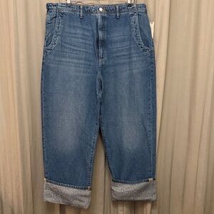 Women’s Blue Jeans with Cuffed Hem